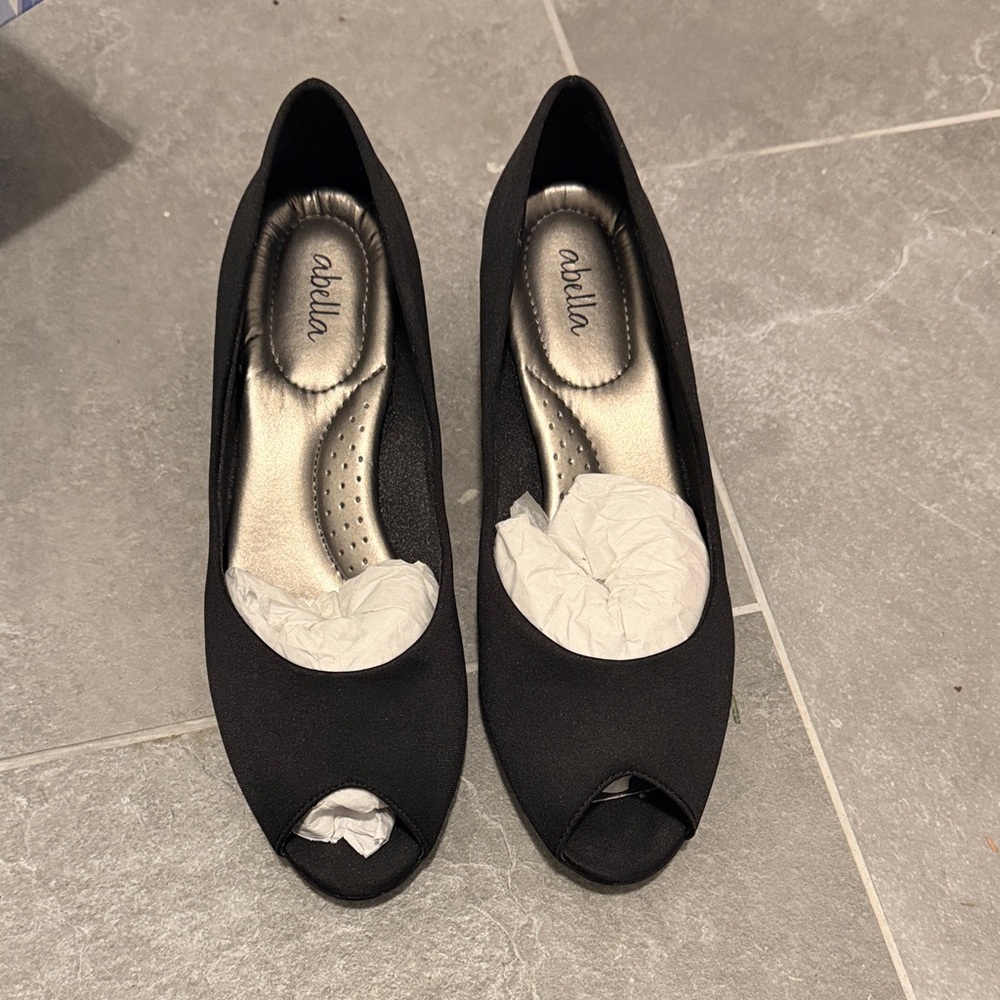 Abella Elegant Black Peep Toe Heels